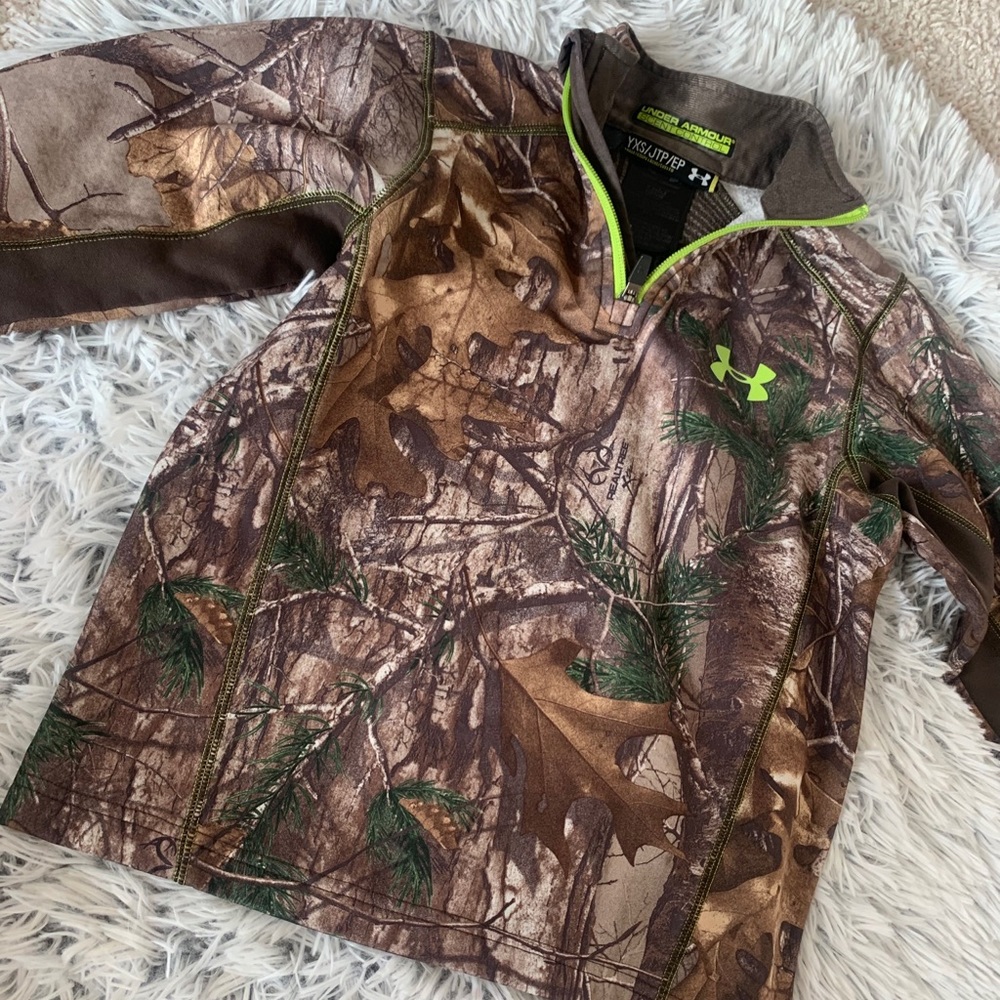 Boys Under Armour Quarter Zip Up Jacket